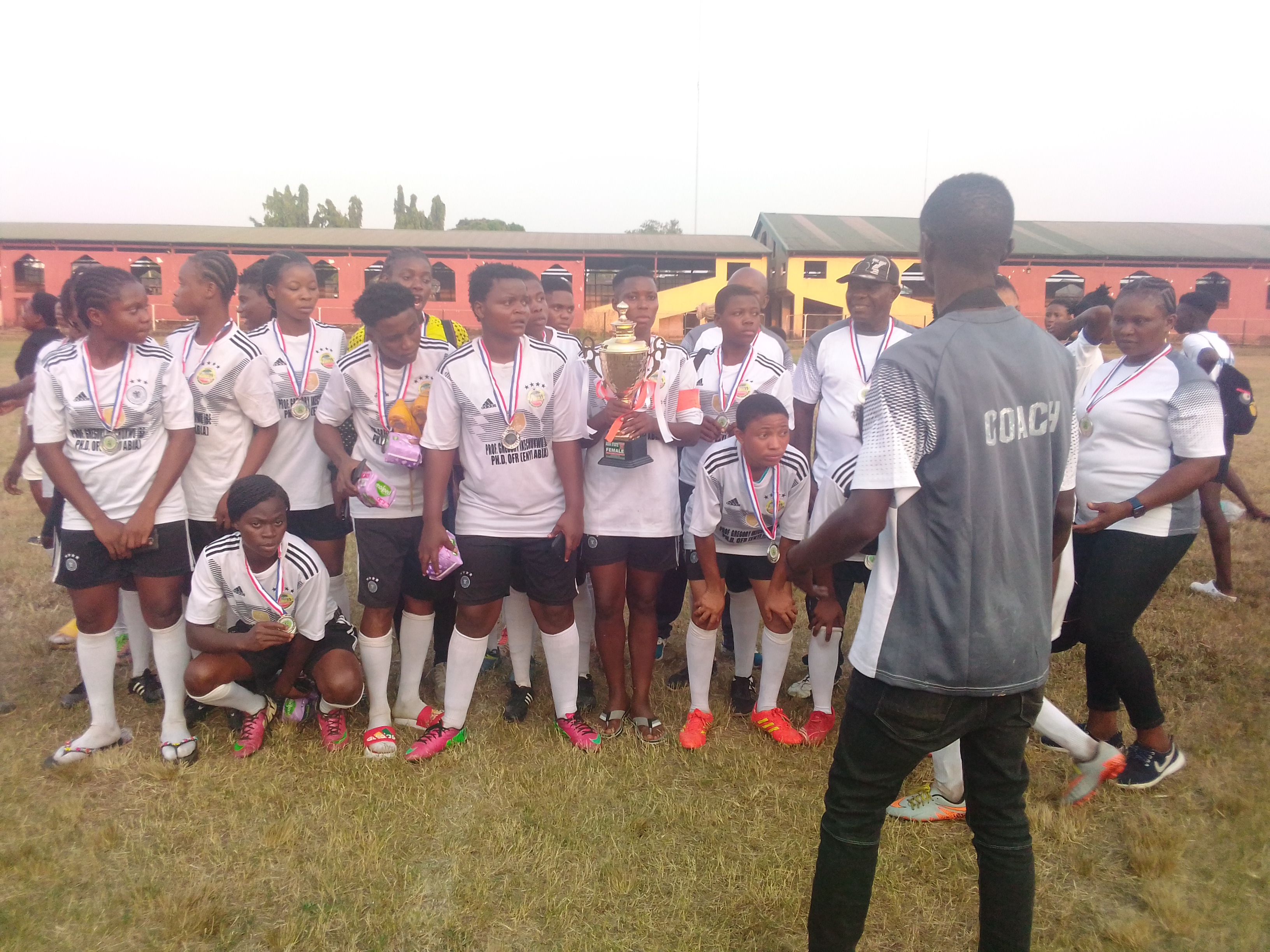GirlsSport White Group
